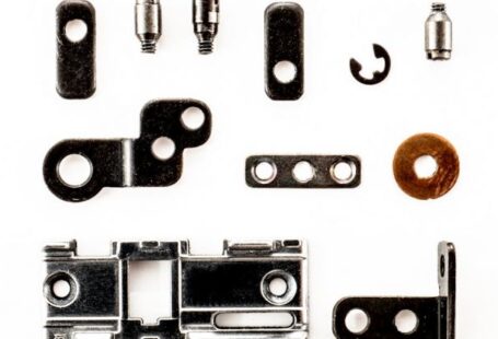 Furniture Pieces - Metal Pieces to Connect Furniture
